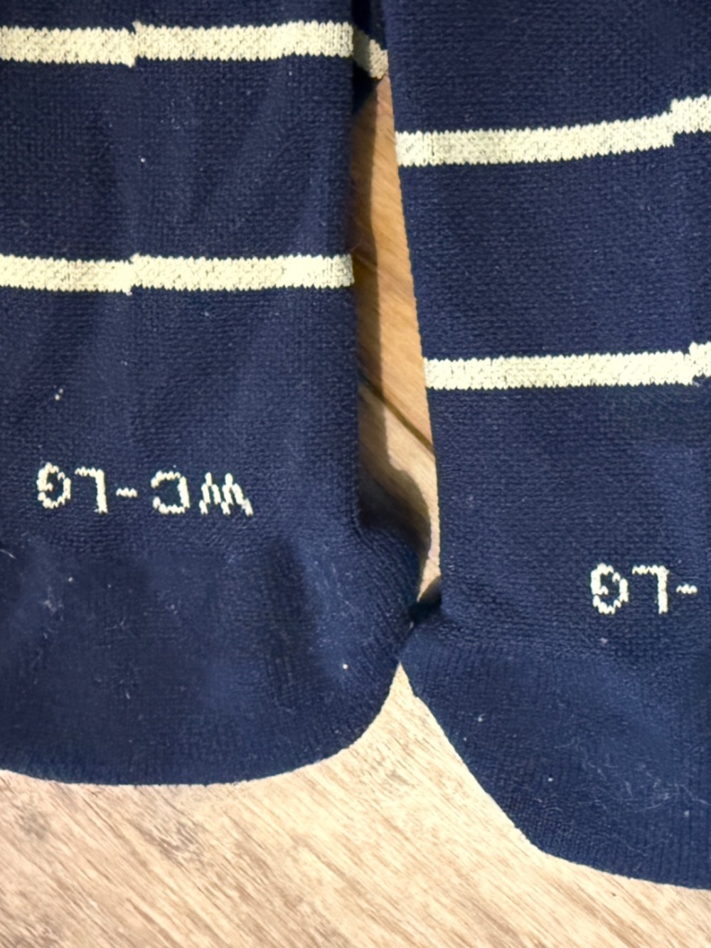 Comrad Compression Socks- Unisex, Wide Calf Large - Picture 4 of 5